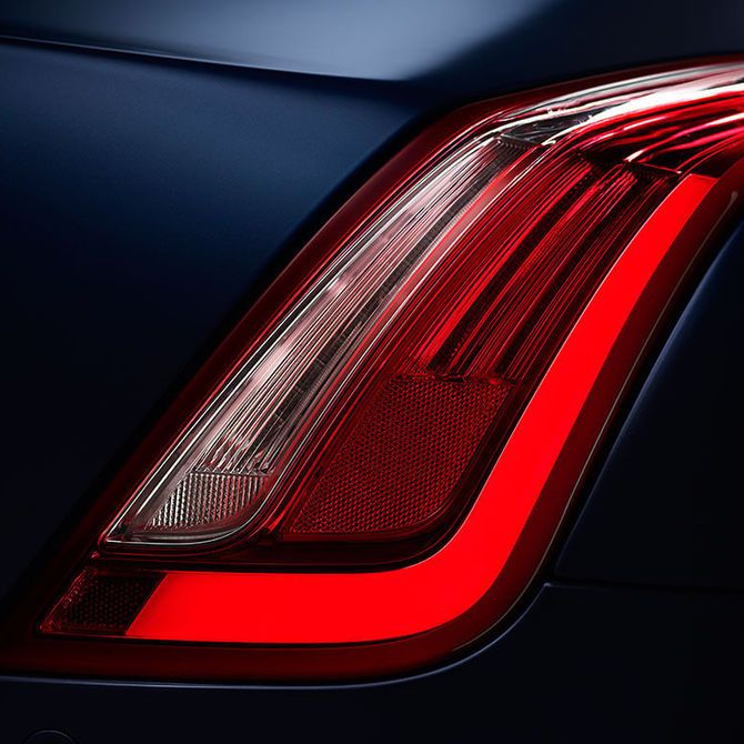 Jaguar XJ Lights | Peter Vardy Aberdeen