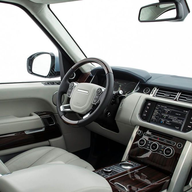 Range Rover Interior | Peter Vardy Aberdeen